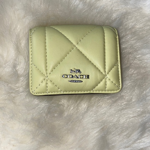 Mini Wallet On A Chain With Puffy Diamond Quilting - Picture 1 of 6